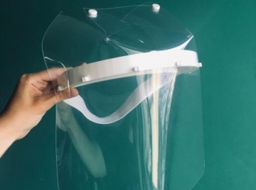 Nicolás Forte fabrica 40 máscaras 3D para donar al Hospital Abel Ayerza

