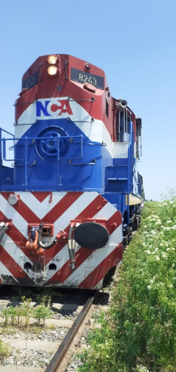 Formación de tren embistió a un tractor en vías férreas 