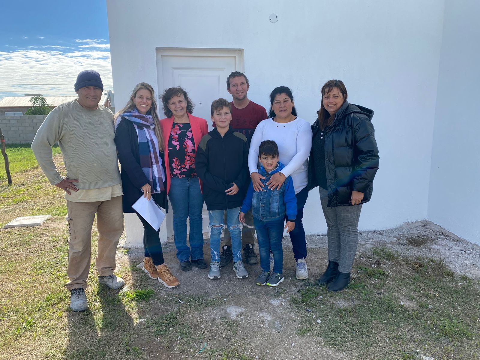 Entregaron una nueva vivienda del Plan Semilla y se están construyendo 23 hogares más