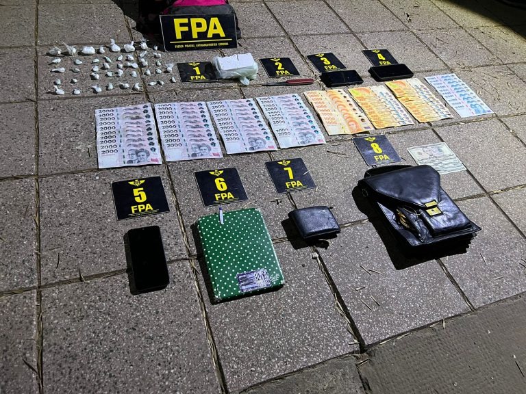Fuerza policíal antinarcotráfico detuvo a un policia exonerado que compraba cocaína en Rosario y las distribuía en el departamento Marcos Juárez