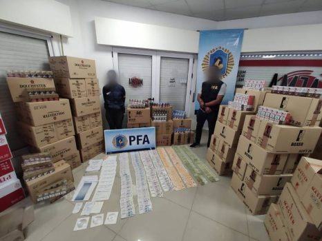 En Los Surgentes la PFA incautó más de 55 mil paquetes de cigarrillos falsos