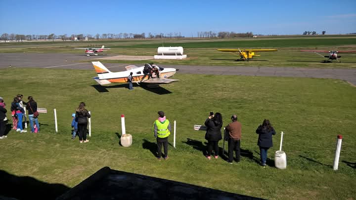 El Aeroclub Marcos Juárez cumple 78 años y lo festeja volando
