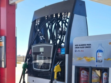 Apertura de la nueva estación de servicios Shell en la autopista