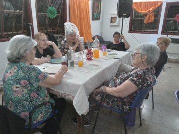 Cena de Fin de Año del Hogar de Día 