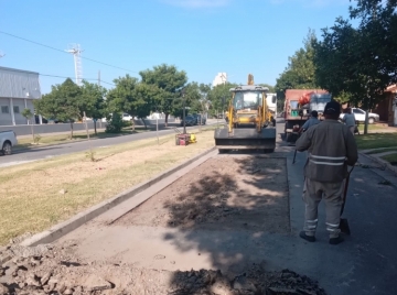 Avanzan los trabajos de bacheo, ripio y mantenimiento en Marcos Juárez  