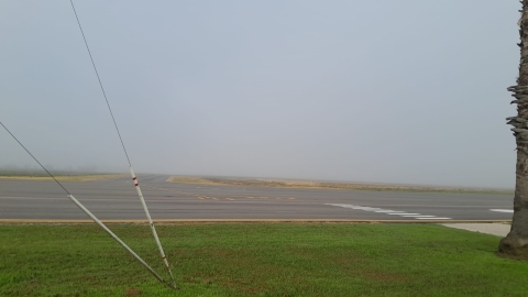 Una densa niebla sobre Marcos Juárez con visibilidad reducida a menos de 800 metros