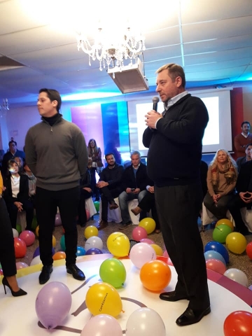 Dellarossa-Majorel lanzaron su candidatura, van por la reelección

