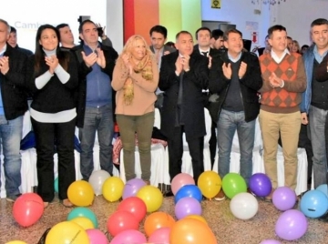 Dellarossa-Majorel lanzaron su candidatura, van por la reelección

