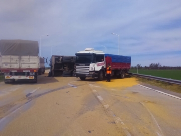 Leones: accidente entre camiones sin lesionados