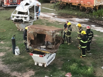 Bomberos de Armstrong campeones del desafío de habilidades en Gálvez