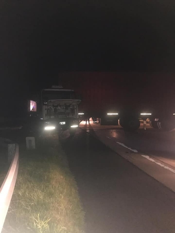 Gral Roca: camionero de Leones despistó en la Autopista Rosario-Córdoba