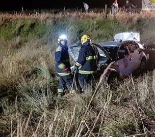 Remis despistó por cereal en la carpeta asfáltica camino a Saira