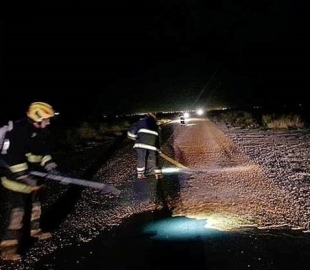 Remis despistó por cereal en la carpeta asfáltica camino a Saira