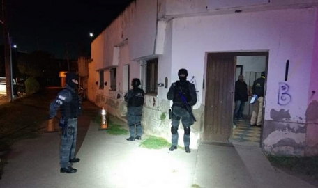 Isla Verde: habían logrado que el municipio les preste una casa, pero la usaban para la venta de droga