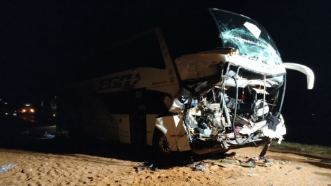 Cañada de Gómez: muere una turista uruguaya al chocar el micro en el que viajaban