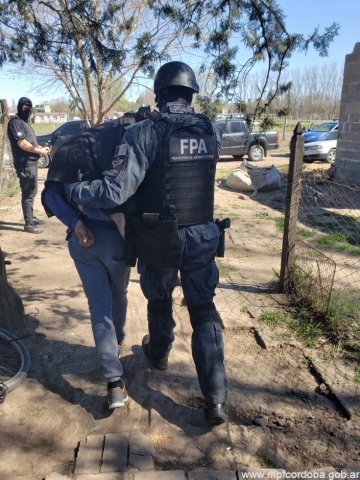 FPA: dos hermanas y la pareja de una detenida secuestraron varias dosis cocaína