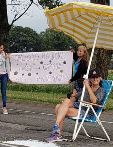 Reunión de vecinos autoconvocados en reclamo por el estado de la Ruta 9