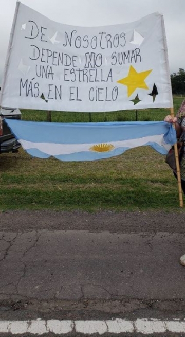 Reunión de vecinos autoconvocados en reclamo por el estado de la Ruta 9