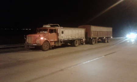 Incendio de un acoplado en autopista Córdoba-Rosario