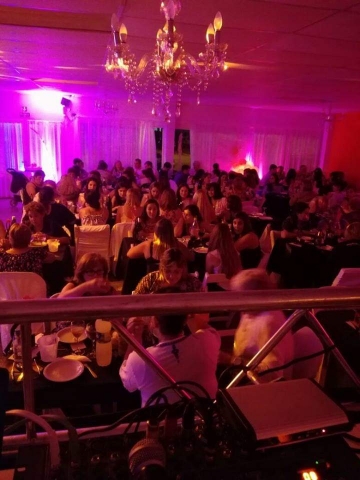 Eventos sociales: Hay que avanzar, aunque sea de a poco