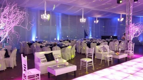 Eventos sociales: Hay que avanzar, aunque sea de a poco