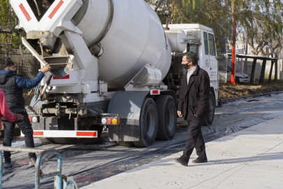 Nueva cuadra de acceso pavimentada entre Ruta 9 y Cuffia