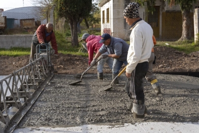 Nueva cuadra de acceso pavimentada entre Ruta 9 y Cuffia