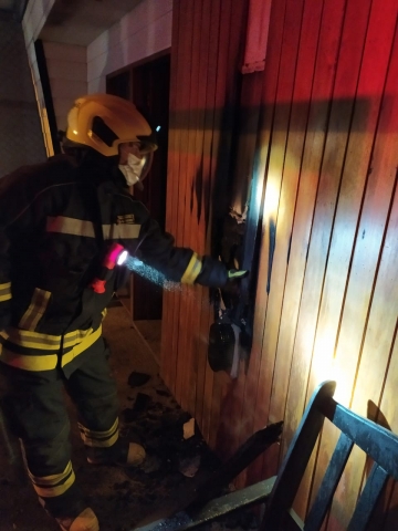 Incendio de vivienda provocado por un calefactor