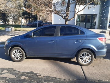 Mujer sufrió traumatismos tras accidentarse en bicicleta