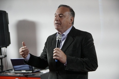 Martín Omar Alberto y Musian, Canciani y CIA S.A.I. YC recibieron la Promoción Industrial   