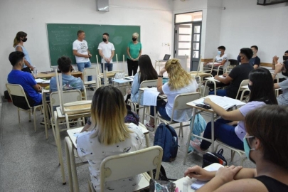 Las Parejas cuenta con sede presencial del ciclo básico de Ingeniería UNR