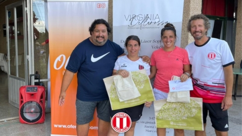 Ganadores del torneo de tenis “Chau Verano”