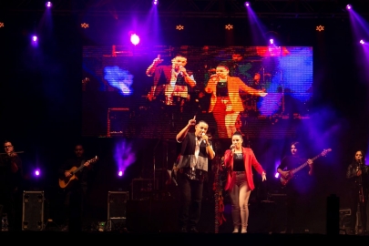 Miles de marcosjuarenses disfrutaron el Festival Provincial de Folklore y Feria de las Colectividades 2022