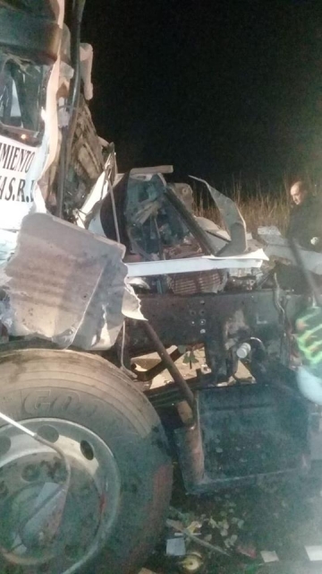 Marcos Juárez: accidente múltiple entre camiones con un conductor fracturado